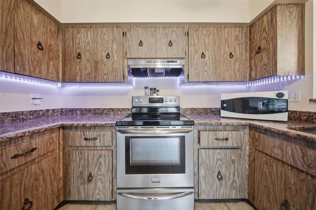 3605 51ST STREET COURT, Bradenton, FL 34209