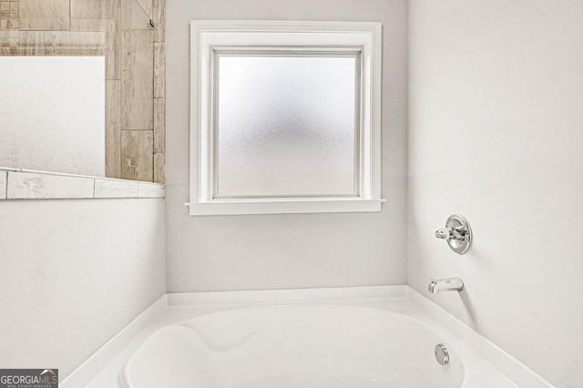 132 Whitworth Drive, Locust Grove, GA 30248