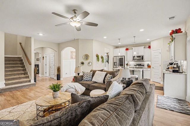 132 Whitworth Drive, Locust Grove, GA 30248