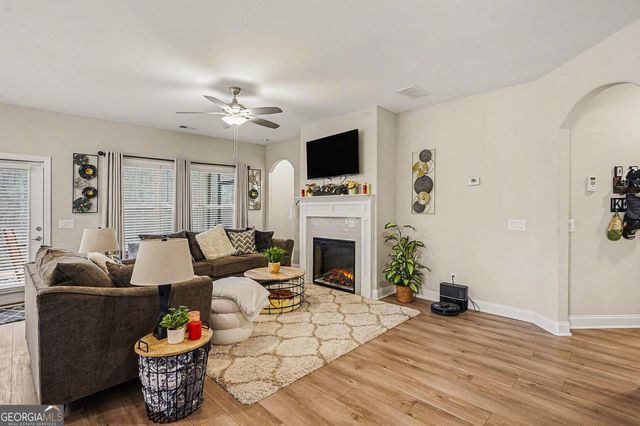 132 Whitworth Drive, Locust Grove, GA 30248