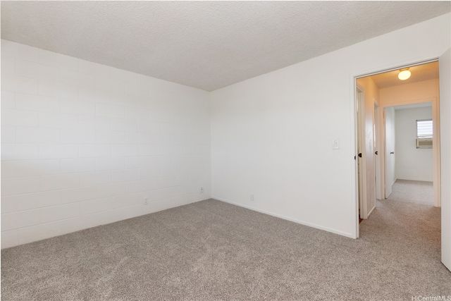 4280 Salt Lake Boulevard J29, Honolulu, HI 96818