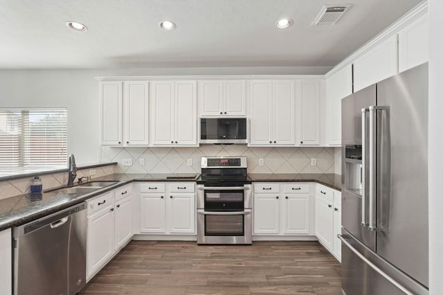 10334 Cobalt Falls Drive, Houston, TX 77095