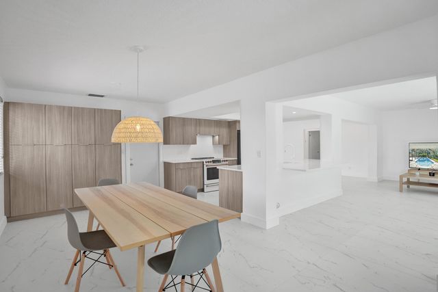 2030 N 54th Avenue, Hollywood, FL 33021
