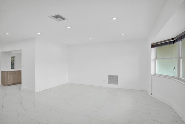 2030 N 54th Avenue, Hollywood, FL 33021