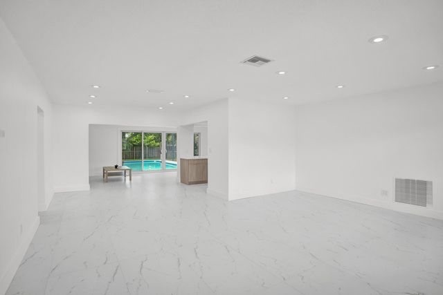 2030 N 54th Avenue, Hollywood, FL 33021