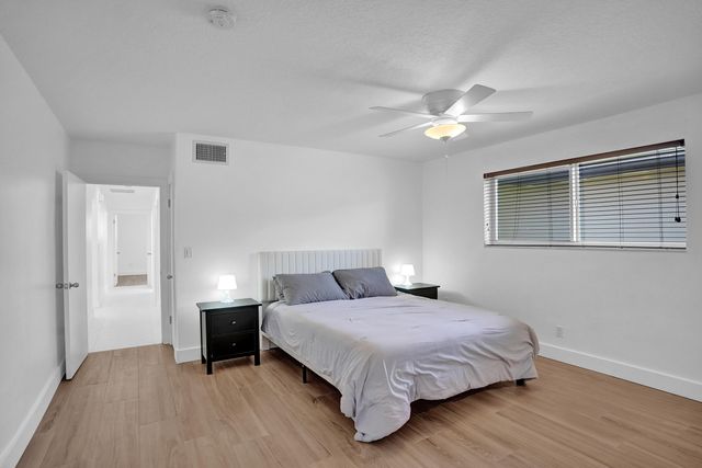 2030 N 54th Avenue, Hollywood, FL 33021
