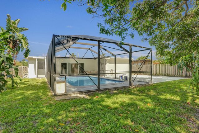2030 N 54th Avenue, Hollywood, FL 33021