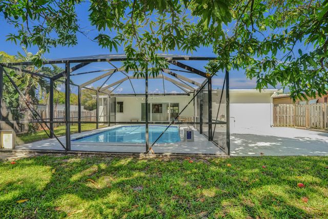 2030 N 54th Avenue, Hollywood, FL 33021