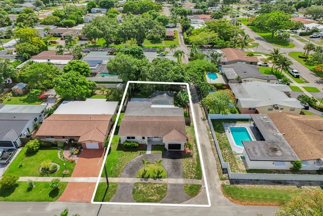 2030 N 54th Avenue, Hollywood, FL 33021