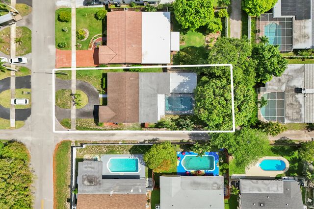 2030 N 54th Avenue, Hollywood, FL 33021