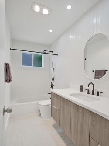 2030 N 54th Avenue, Hollywood, FL 33021