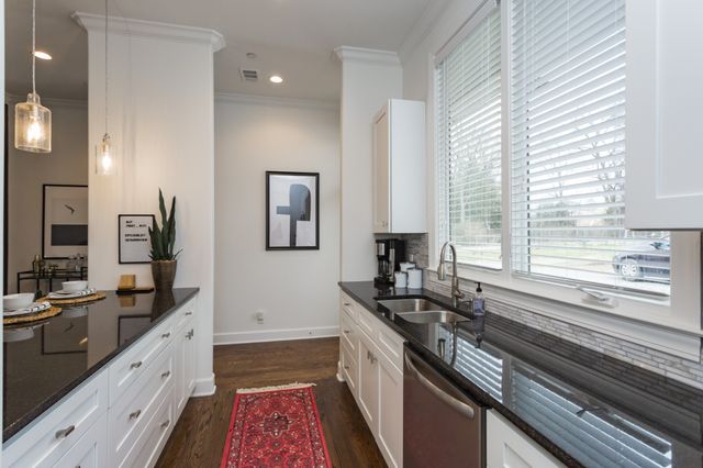 816 Smiley St, Nashville, TN 37206