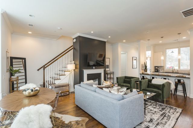 816 Smiley St, Nashville, TN 37206