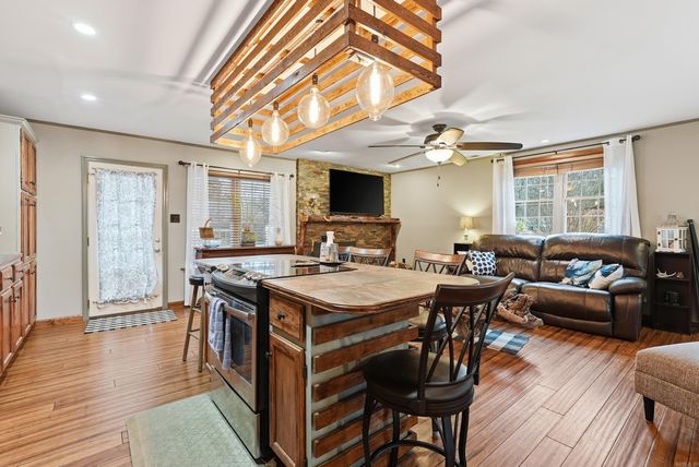 22 Tanglewood Drive, Greenbrier, AR 72058