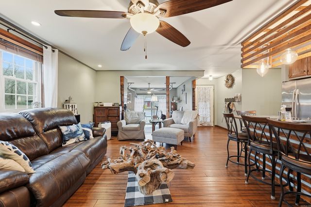 22 Tanglewood Drive, Greenbrier, AR 72058