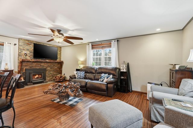 22 Tanglewood Drive, Greenbrier, AR 72058