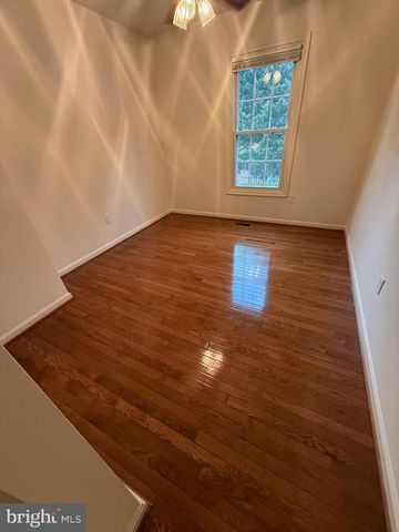 10727 GIDEON, Fredericksburg, VA 22407