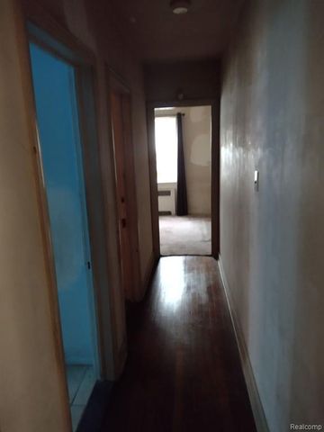 4440 Elmwood Street, Detroit, MI 48207