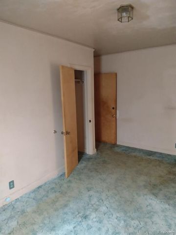 4440 Elmwood Street, Detroit, MI 48207