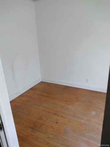 4440 Elmwood Street, Detroit, MI 48207