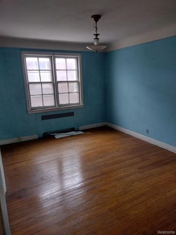 4440 Elmwood Street, Detroit, MI 48207