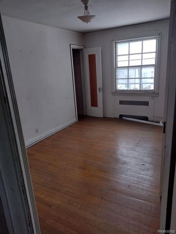 4440 Elmwood Street, Detroit, MI 48207