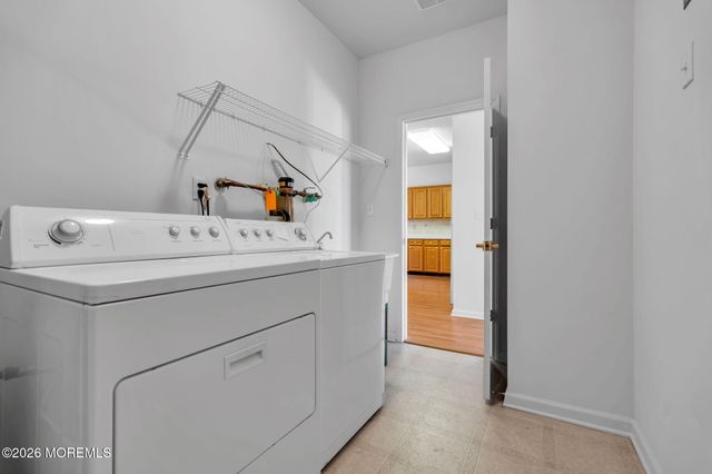 52 Bunker Hill Drive, Allentown, NJ 08501