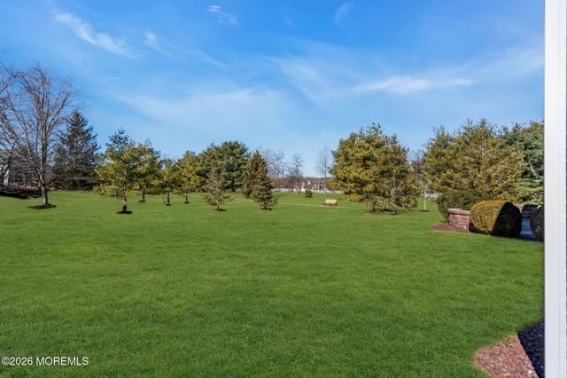 52 Bunker Hill Drive, Allentown, NJ 08501