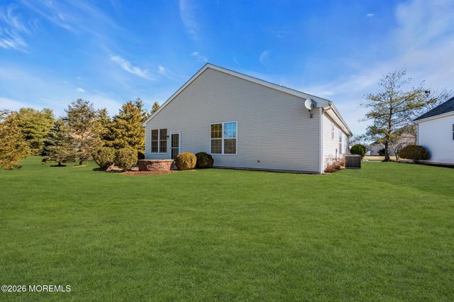 52 Bunker Hill Drive, Allentown, NJ 08501