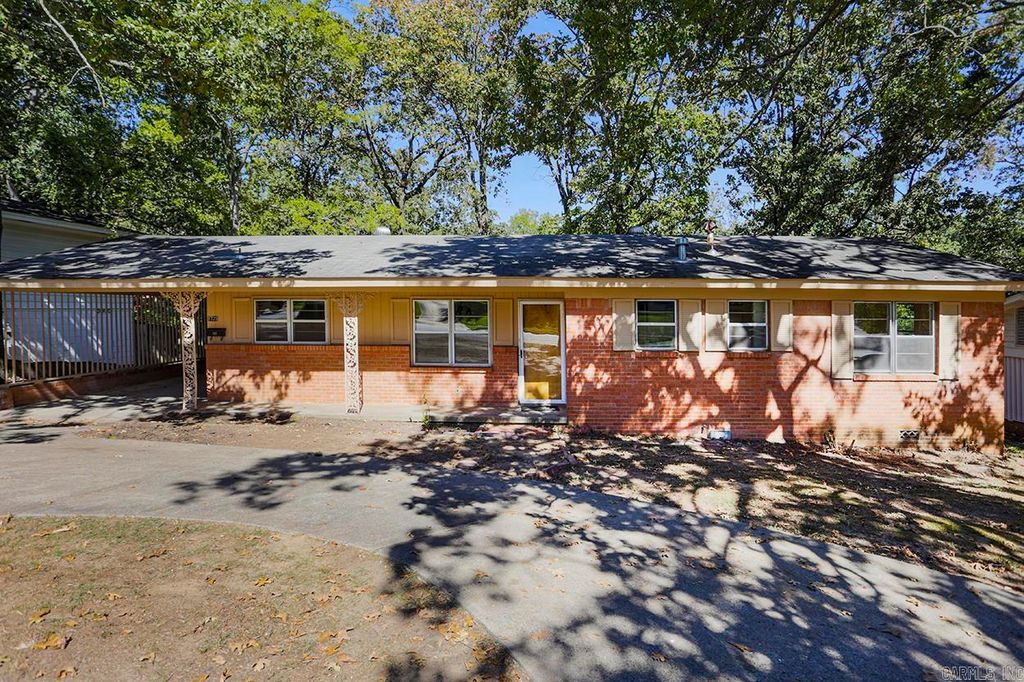 1725 McCain Boulevard, North Little Rock, AR 72116