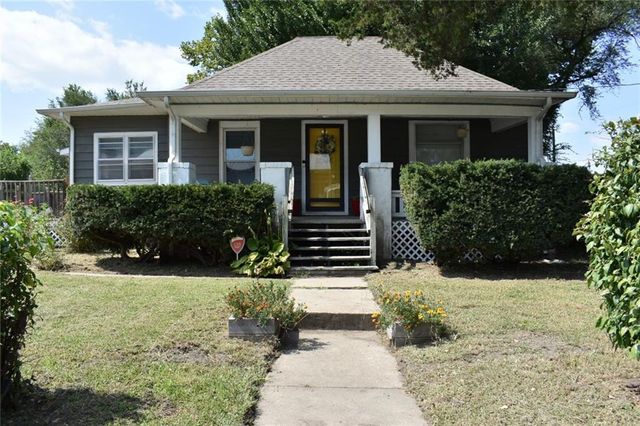 545 N 8th Street, Lawrence, KS 66044