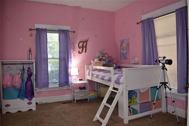 545 N 8th Street, Lawrence, KS 66044