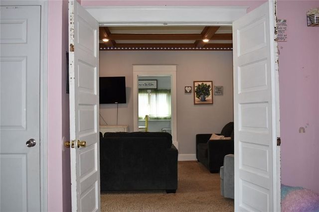 545 N 8th Street, Lawrence, KS 66044