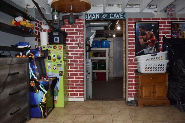 545 N 8th Street, Lawrence, KS 66044