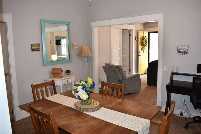 545 N 8th Street, Lawrence, KS 66044