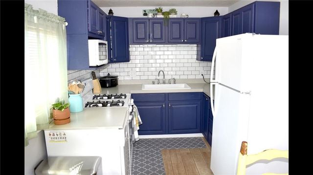 545 N 8th Street, Lawrence, KS 66044