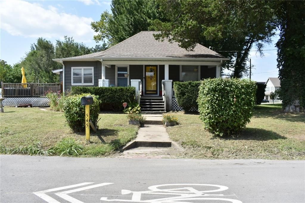 545 N 8th Street, Lawrence, KS 66044