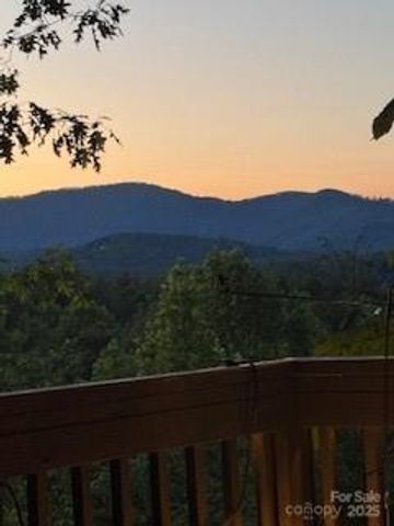 5 Saddle Ridge, Fletcher, NC 28732