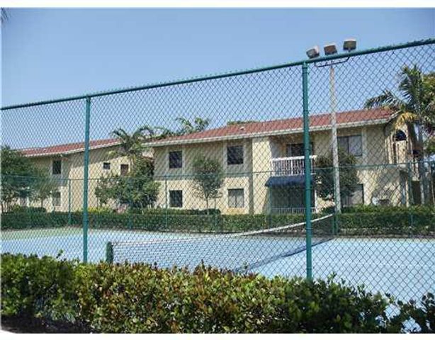 6023 10th Avenue N 114, Greenacres, FL 33463