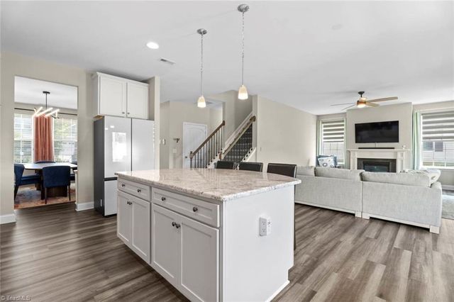 1827 Deveron Court, Kernersville, NC 27284