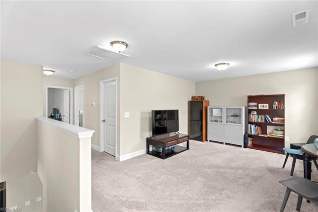 1827 Deveron Court, Kernersville, NC 27284