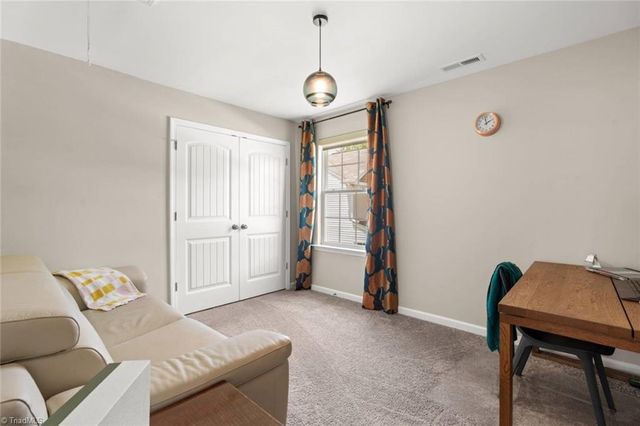 1827 Deveron Court, Kernersville, NC 27284