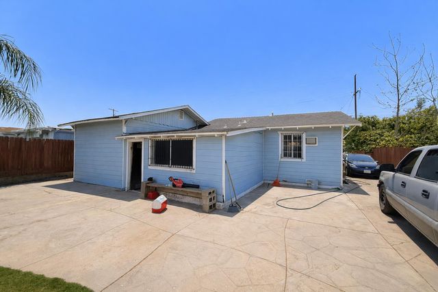 304 S Dawes Ave, Stockton, CA 95215