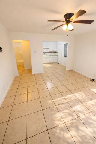 304 S Dawes Ave, Stockton, CA 95215