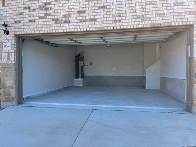 9216 Canyon Bnd, Converse, TX 78109