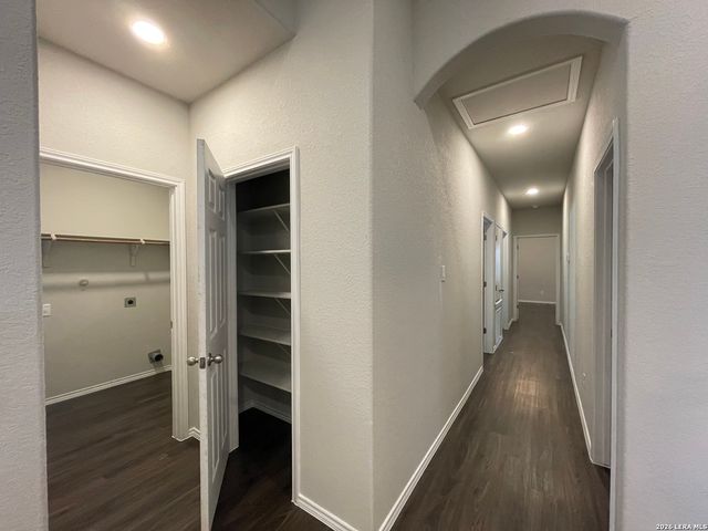 9216 Canyon Bnd, Converse, TX 78109