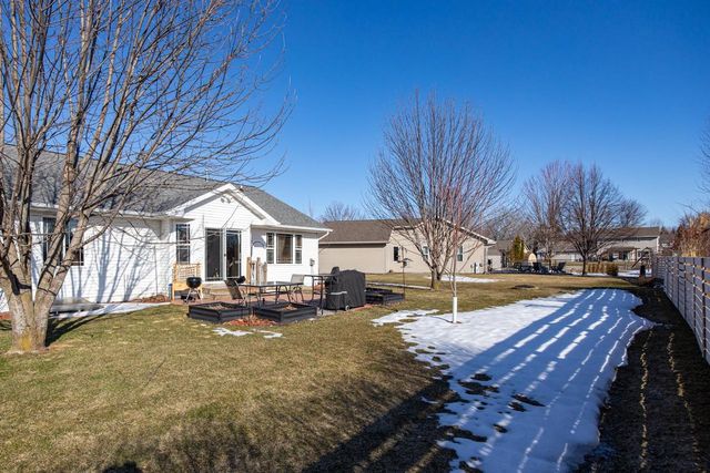 286 GOLDENROD DRIVE, Omro, WI 54963