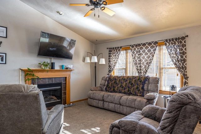 286 GOLDENROD DRIVE, Omro, WI 54963