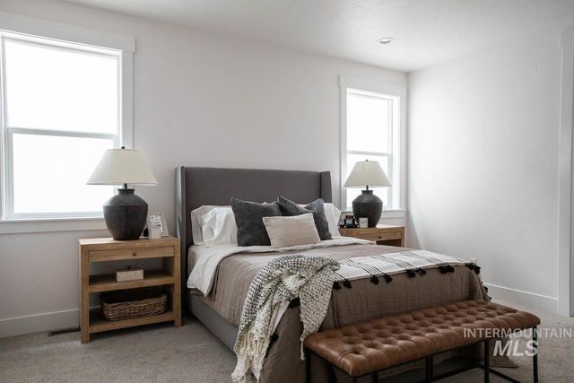 6136 S Apex Ave, Meridian, ID 83642