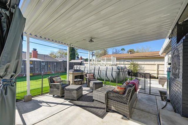 6212 Wildomar Way, Carmichael, CA 95608